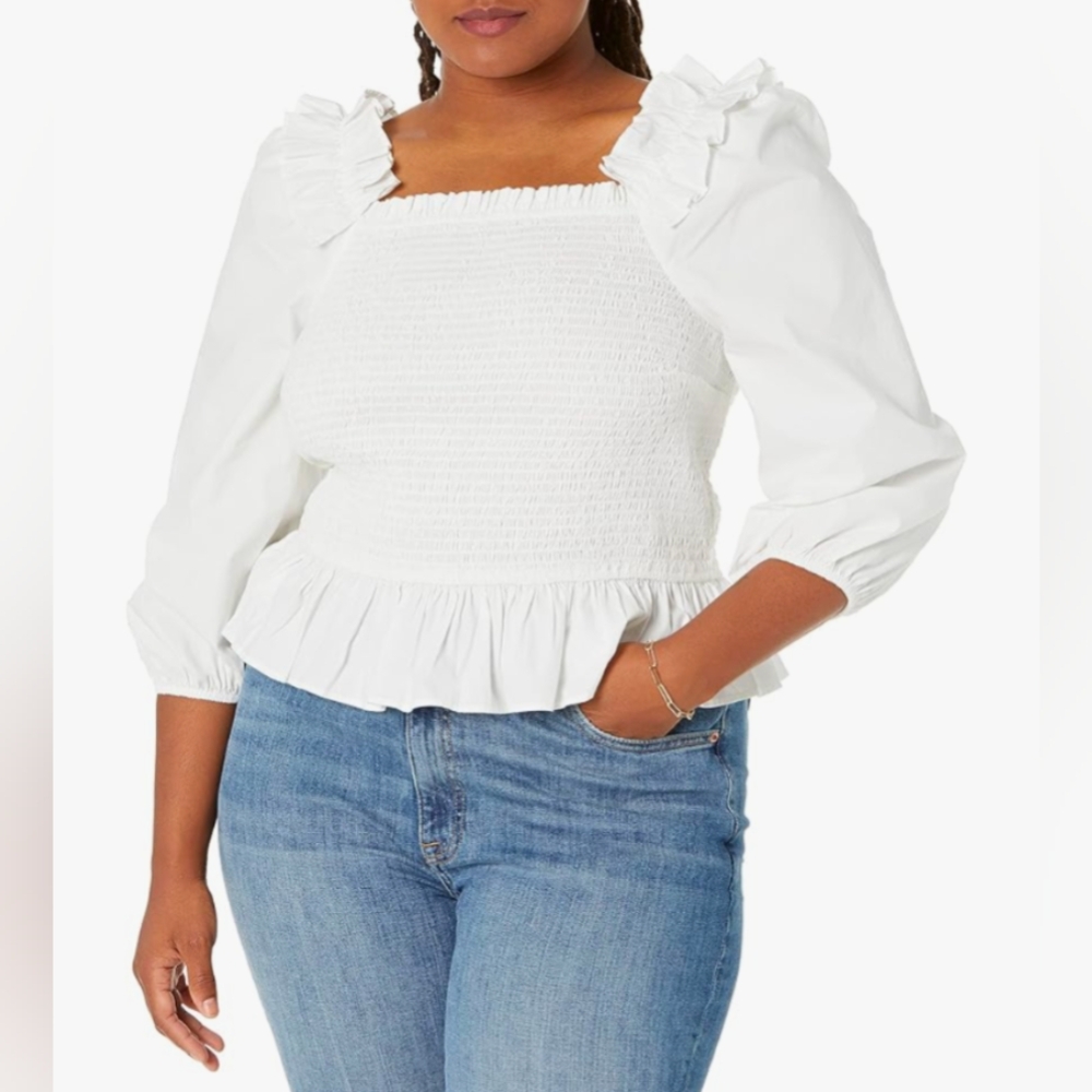 Long Sleeve Ruffle Smocked Cropped Top - Picture 3 of 7